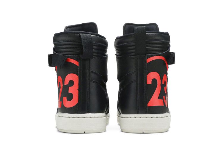 Air Jordan 1 Moto Black