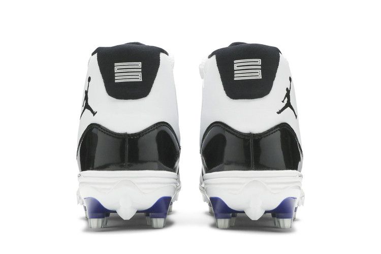 Air Jordan 11 Retro Cleat Concord