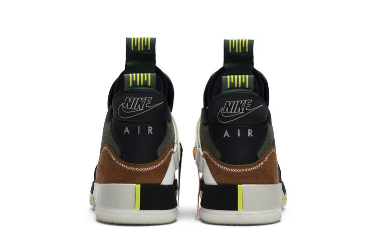 Air Jordan XXXIII Travis Scott