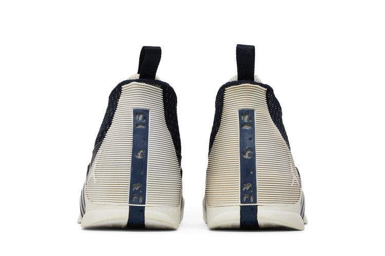 Air Jordan 15 OG Obsidian