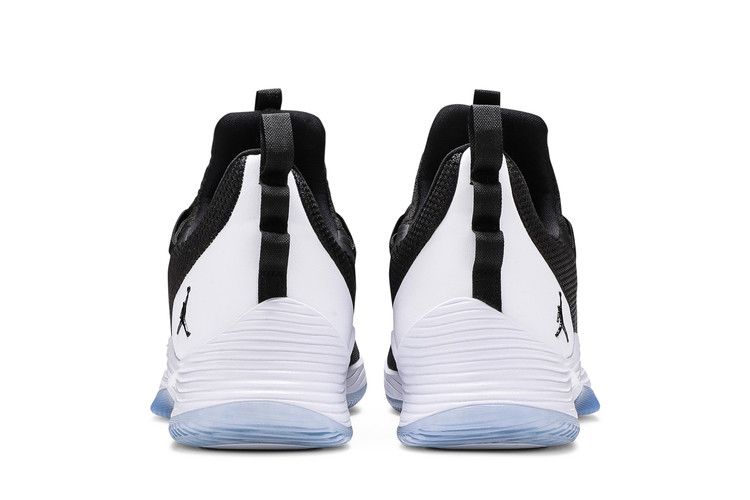 Air Jordan Ultra Fly 2 Low Black White