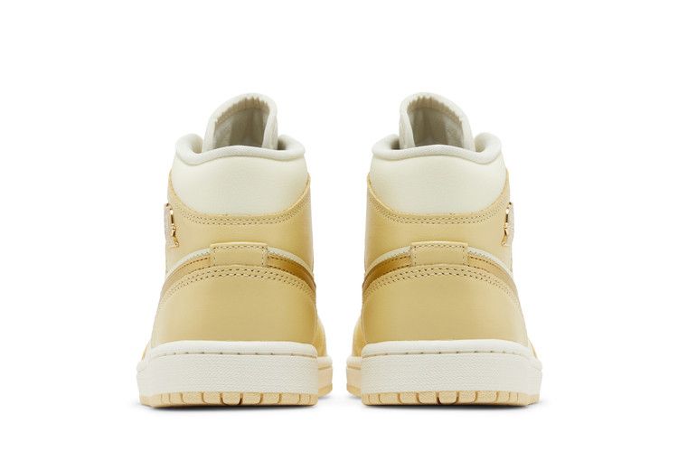 Air Jordan 1 Mid SE Pale Vanilla Metallic Gold (Women's)