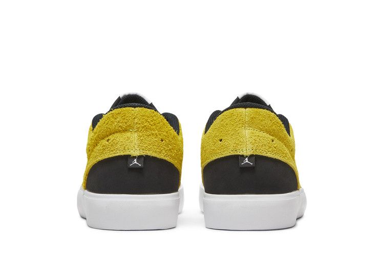 Air Jordan Series .03 Dear 90s