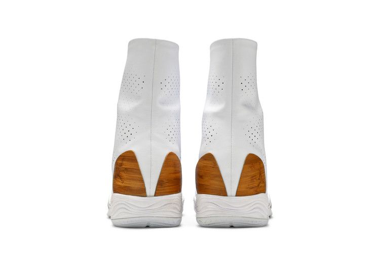 Air Jordan XX8 Crescent City Bamboo