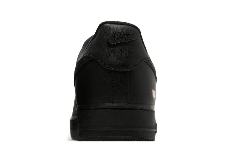 Nike Air Force 1 Low Supreme Black Sneakers