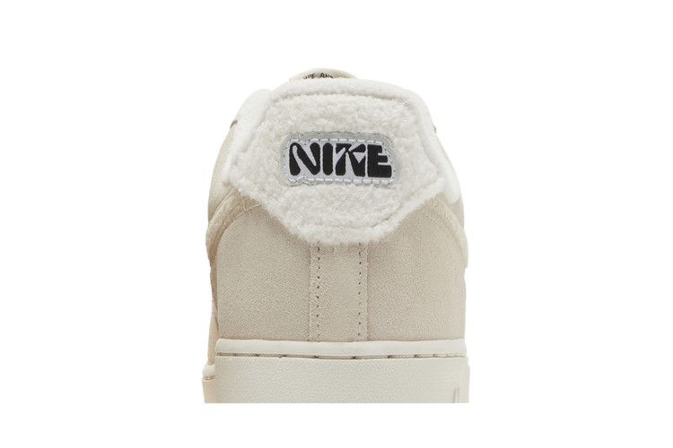 Nike Air Force 1 Low '07 SE Sanddrift Gum Fleece (Women's)