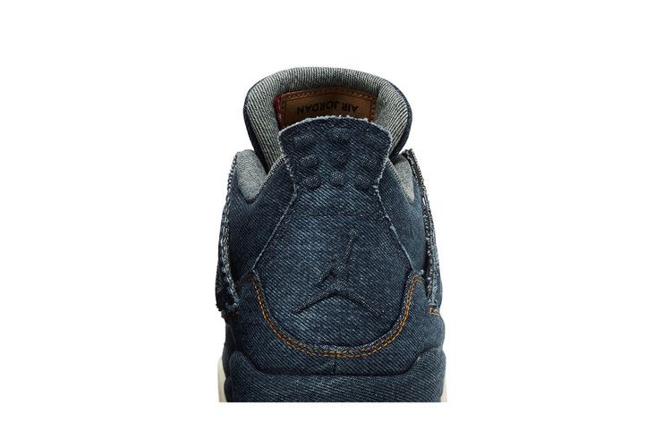 Air Jordan 4 Retro Levi's Denim (Tag with Levi's Logo)