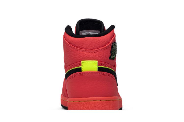 Air Jordan 1 Retro High Hot Punch (Women's)