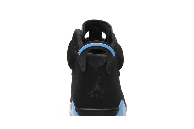 Air Jordan 6 Retro UNC