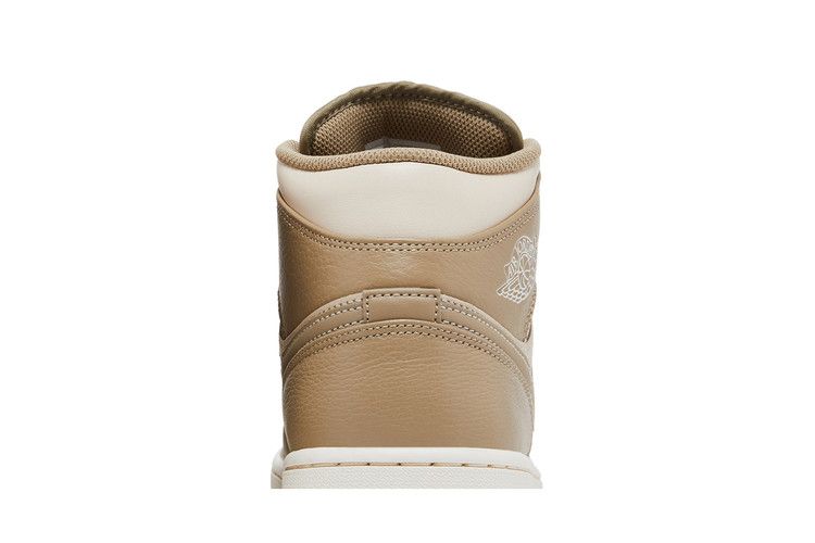 Air Jordan 1 Mid Legend Light Brown