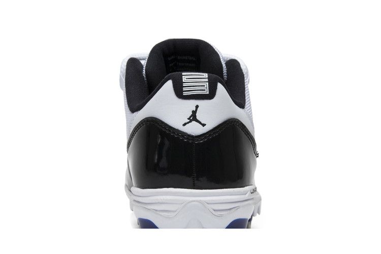Air Jordan 11 Retro Low Cleat Concord