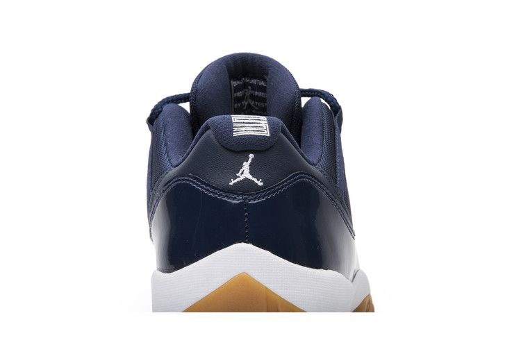 Air Jordan 11 Retro Low Midnight Navy