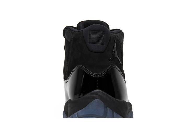 Air Jordan 11 Retro Cap and Gown