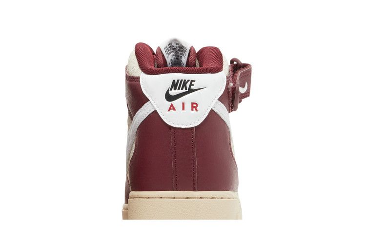 Nike Air Force 1 Mid London