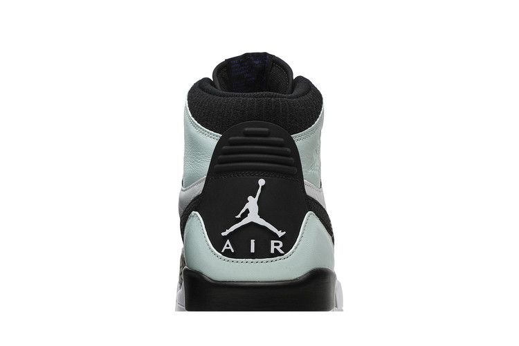 Air Jordan Legacy 312 Igloo