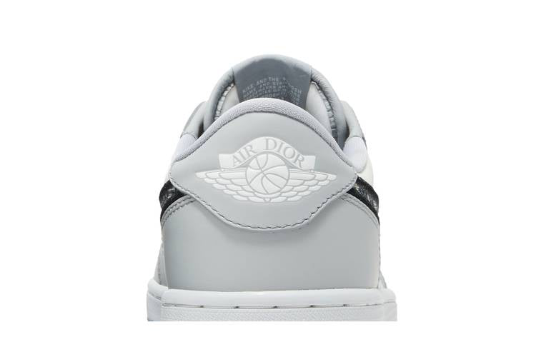 Air Dior x Air Jordan 1 Low