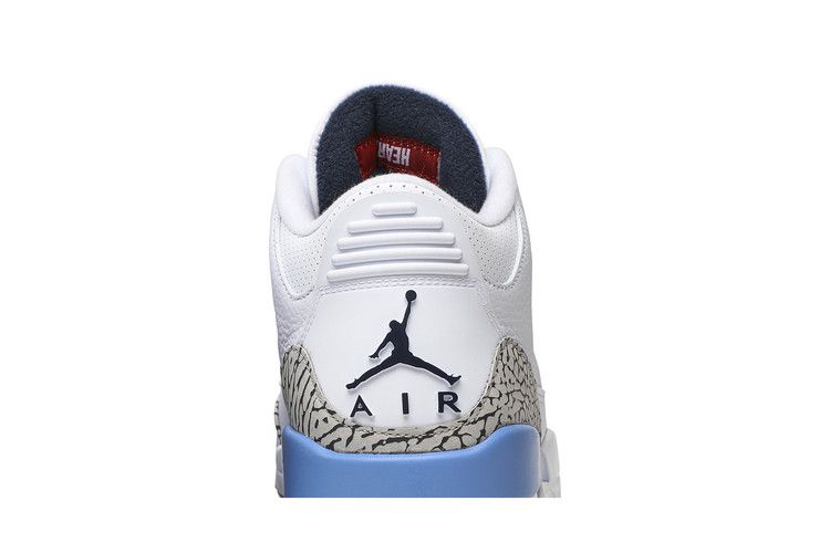 Air Jordan 3 Retro UNC (2020)