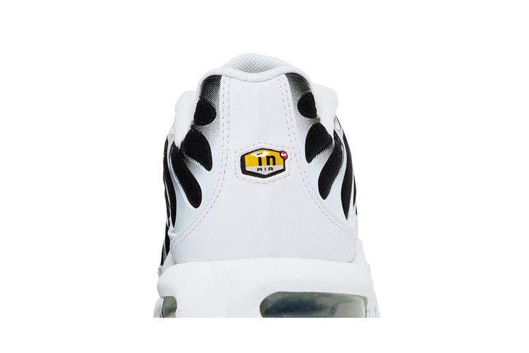 Nike Air Max Plus White Black Metallic Pewter