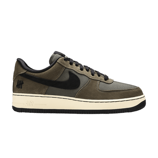 Nike Air Force 1 Low SP Undefeated Ballistic Dunk vs. AF1