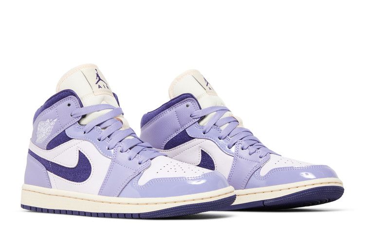 Air Jordan 1 Mid SE Chenille Sky J Light Purple (Women's)