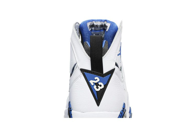 Air Jordan Defining Moments Pack (7/7)