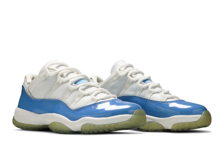 Air Jordan 11 Retro Low Columbia Blue (2001)