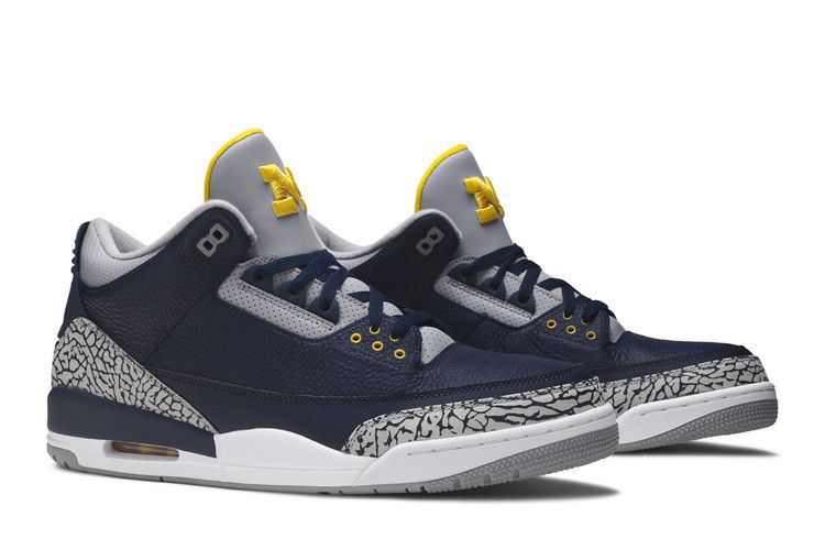 Air Jordan 3 Retro Michigan PE