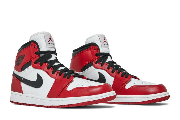 Air Jordan 1 Retro Chicago (2013)