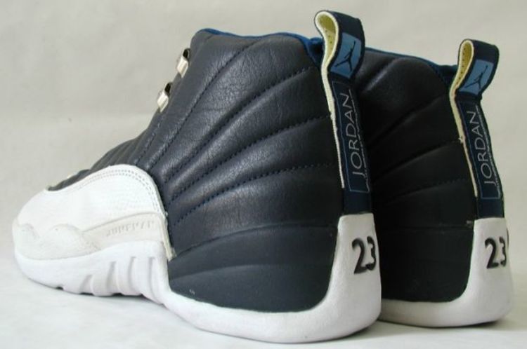 Air Jordan 12 OG Obsidian (1997)