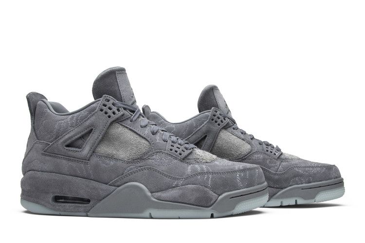 Air Jordan 4 Retro Kaws