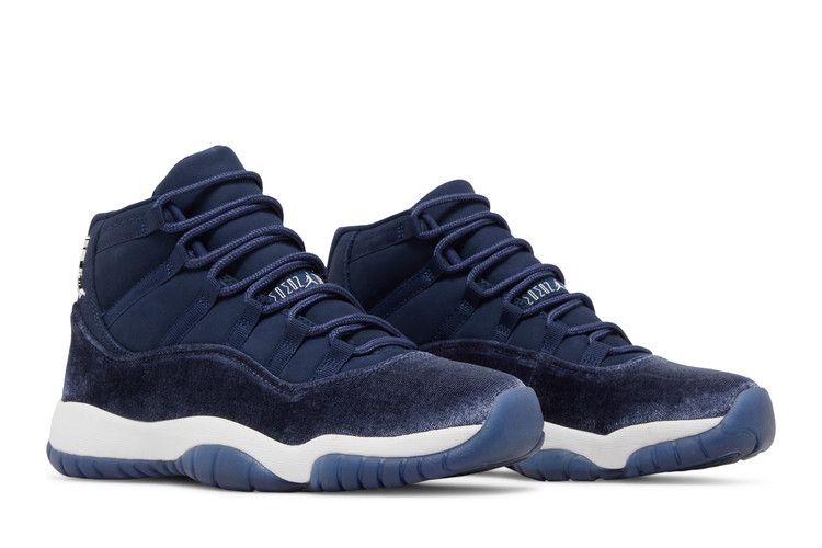 Air Jordan 11 Retro Midnight Navy (Women's)