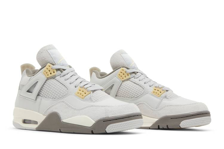 Air Jordan 4 Retro SE Craft Photon Dust