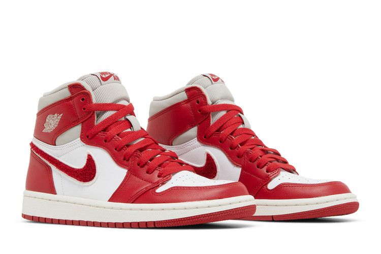 Air Jordan 1 Retro High OG Varsity Red (Women's)