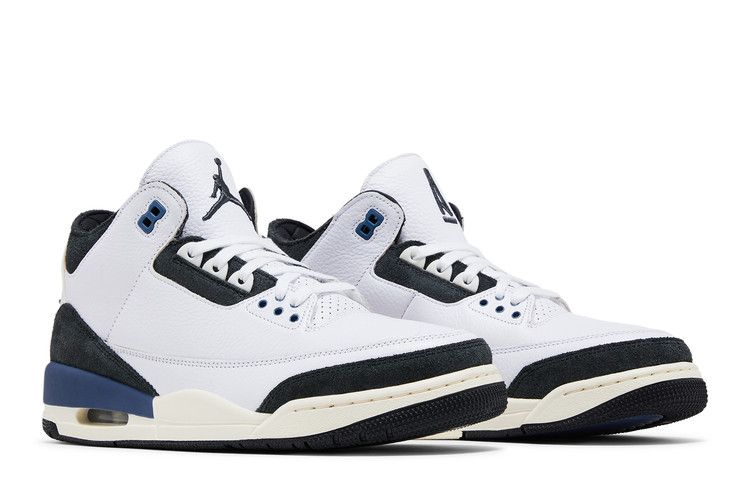 Air Jordan 3 Retro OG SP A Ma Maniére Diffused Blue