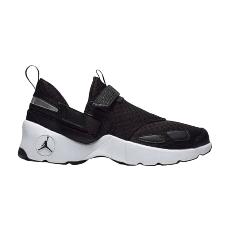Air Jordan Trunner LX Black White Sole