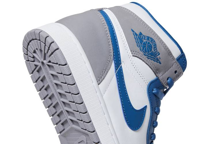 Air Jordan 1 Retro High OG True Blue