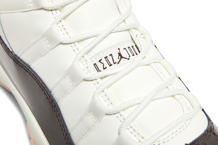 Air Wmns Air Jordan 11 Retro 'Neapolitan'