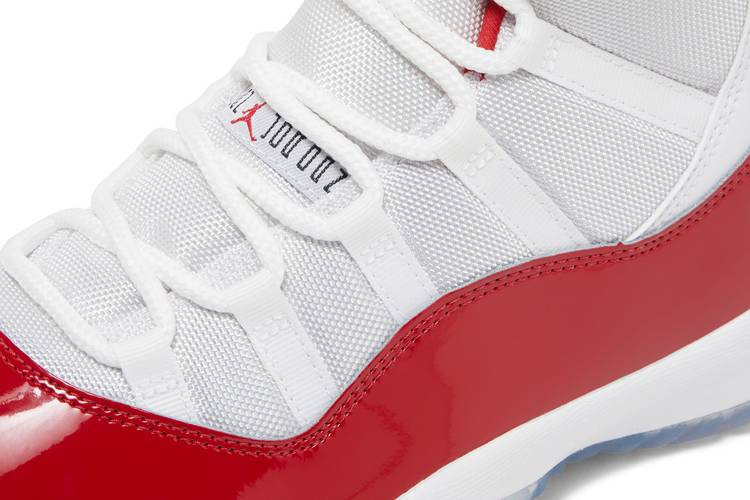 Air Jordan 11 Retro Cherry (2022)