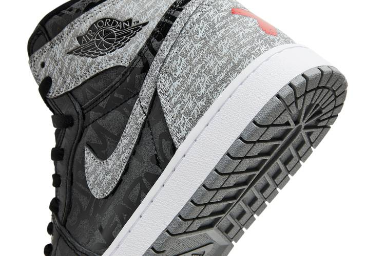 Air Jordan 1 Retro High OG Rebellionaire
