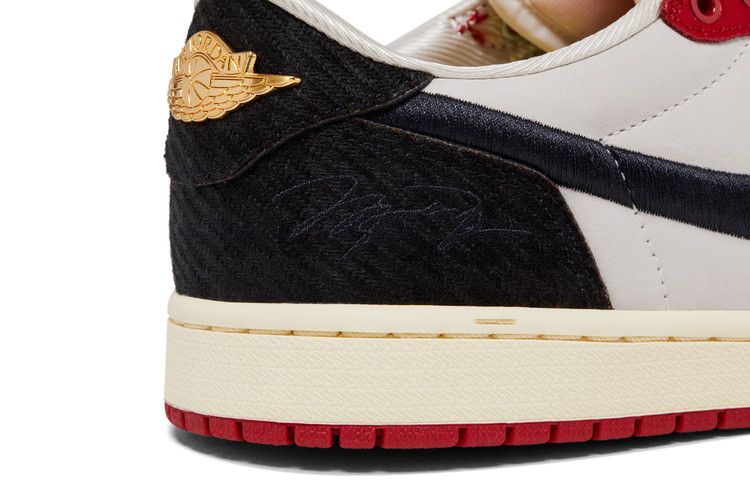 Air Jordan 1 Retro Low OG Trophy Room Rookie Card Away