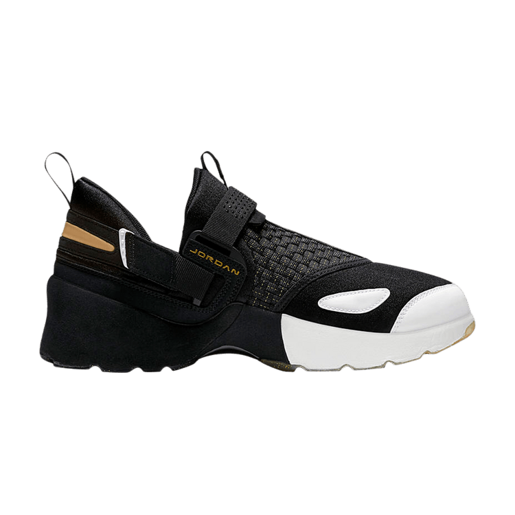 Air Jordan Trunner LX BHM (2017)