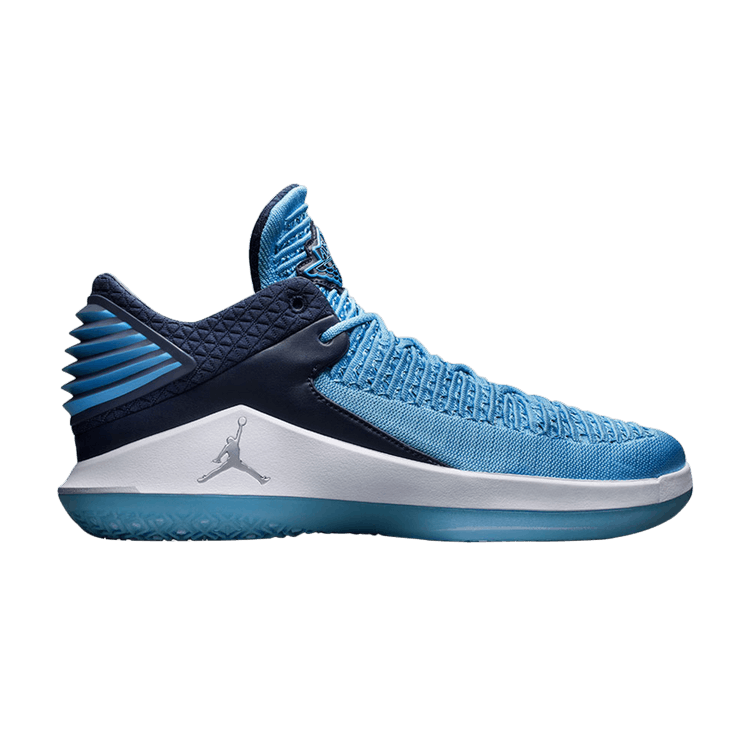 Air Jordan XXXII Low UNC Win Like 82